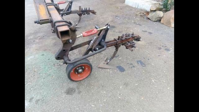 Два в одном. Культиватор и окучник для т-25. смотреть онлайн