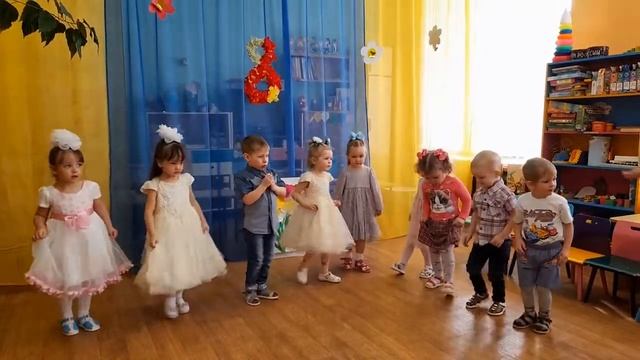 Весенний праздник мам смотреть онлайн