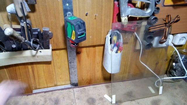 Сделай сам#ДЕРЖАТЕЛЬ ДЛЯ ЛАЗЕРНОГО УРОВНЯ УНИВЕРСАЛЬНЫЙ ИЗ ПОДРУЧНЫХ МАТЕРИАЛОВ.(laser level holder смотреть онлайн