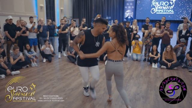 AMANTES - ESME / ANTONI Y BELEN / Bachata demo in Euro Sensual Festival (Dusseldorf, Germany) смотреть онлайн