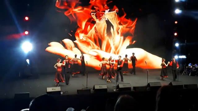 коллектив Фантазеры "В стиле танго" смотреть онлайн