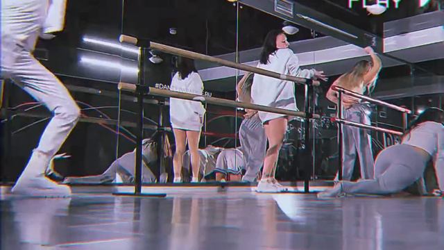 Queen - Big Spender - Choreography by Ivan Pik - 2022 смотреть онлайн