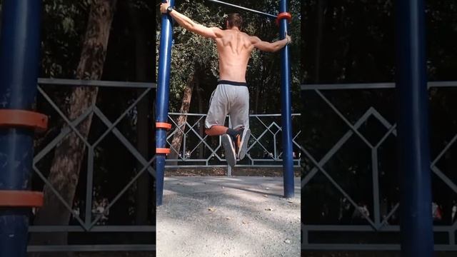 #shoulders stretch with poles of highbar #exercise #workout #fit #training смотреть онлайн