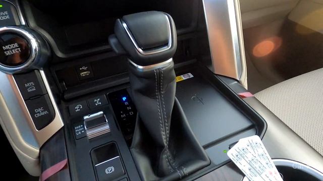 Land Cruiser 300 – 2022 Toyota LC300 GXR (Mid Option Option) – Full Visual Review + POV Drive