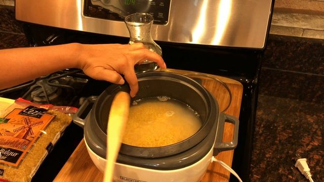 BULGUR - LOW CALORIE RICE ALTERNATIVE |  BULGUR HELPS WITH WEIGHT LOSS TOO