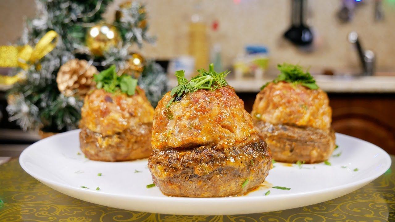 Новогодние фаршированные ГРИБЫ на МЯСНОЙ НОЖКЕ, цыганка готовит. смотреть онлайн