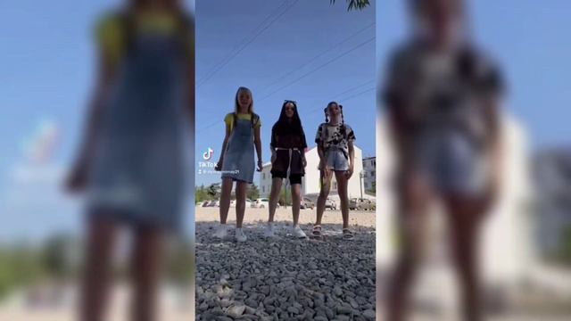 VLOG : ТОРГОВЫЙ ЦЕНТР / ГУЛЯЮ С ПОДРУГАМИ / my day / влог / мой день / кино, шоппинг, друзья / ВЛОГ смотреть онлайн