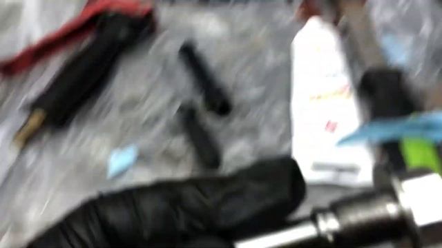 Пальцы суппортов из нержавейки. Prado 120. Забыли нарезать резьбу!!! смотреть онлайн