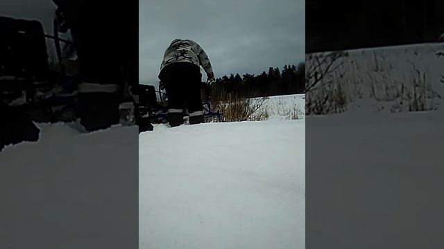 управление снегоходом (разворот в ограниченном пространстве) снегоход хаски смотреть онлайн