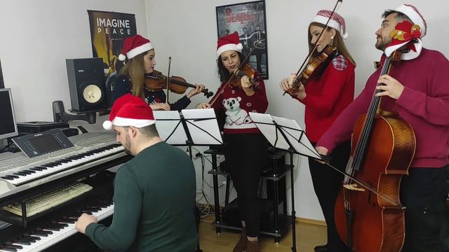 Jingle Bells (String Quartet & Piano Cover) смотреть онлайн