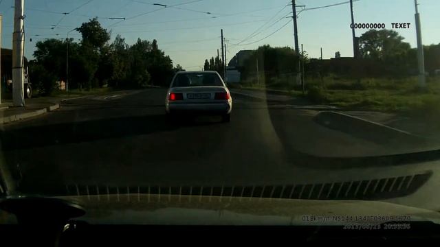 Подрезал не включив поворот смотреть онлайн