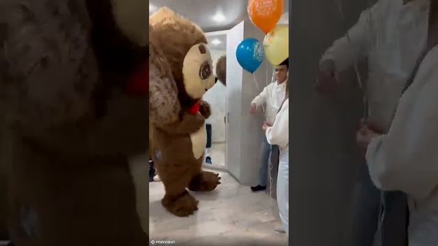 Приехали поздравить красавицу именинницу с днем рождения?? смотреть онлайн
