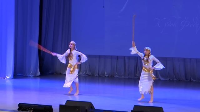 Восточные танцы для детей Белгород. Студия танца"Арфа" смотреть онлайн