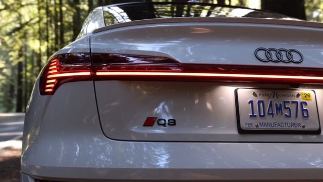 Where Technology Meets Elegance: The 2024 Audi Q8 e-tron Sportback смотреть онлайн