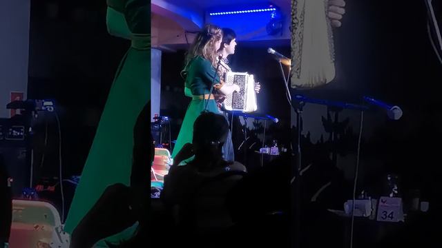 "Одинокая ветка сирени" Валерия Залкина в бард-клубе "Гнездо глухаря". Москва. смотреть онлайн