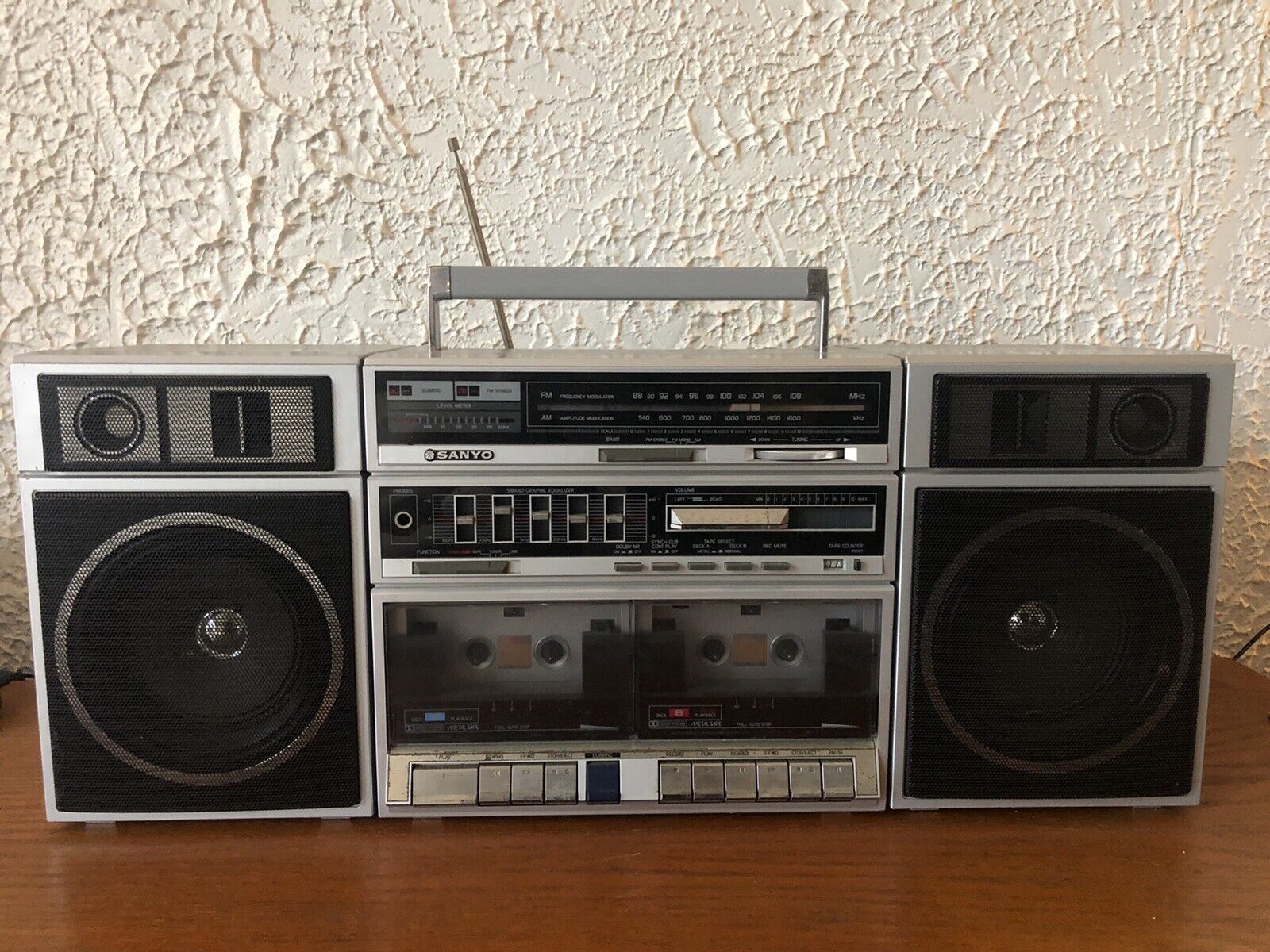 RARE SANYO C40 stereo cassette boombox.-ЯПОНИЯ. смотреть онлайн