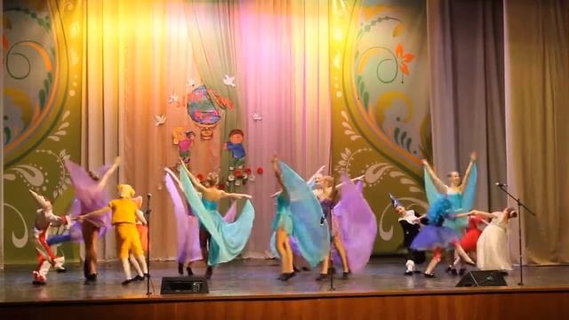 3.02.2015 Образцовый ансамбль эстрадного танца «Улыбка» - Подари мне этот мир смотреть онлайн