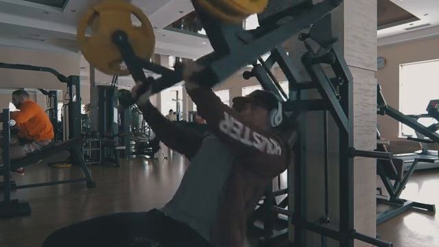 Тренировка Грудных и Бицепса на восстановлении смотреть онлайн