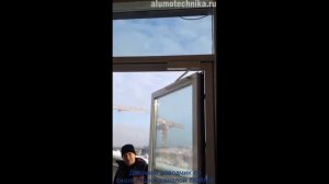 Дверной доводчик на скользящей тяге