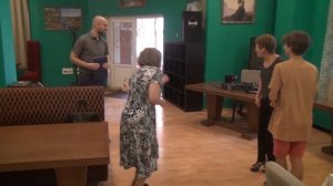 Поздравление на юбилей. Между нами тает лед, Грибы. Сценка с уборщицей.