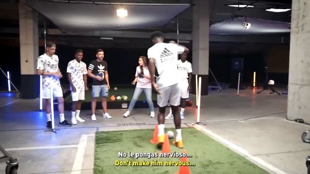 РЕАКЦИЯ игроков РЕАЛА на рейтинги в FIFA 23 | Реакция Винисиуса, Вальверде, Родриго и Чуамени смотреть онлайн