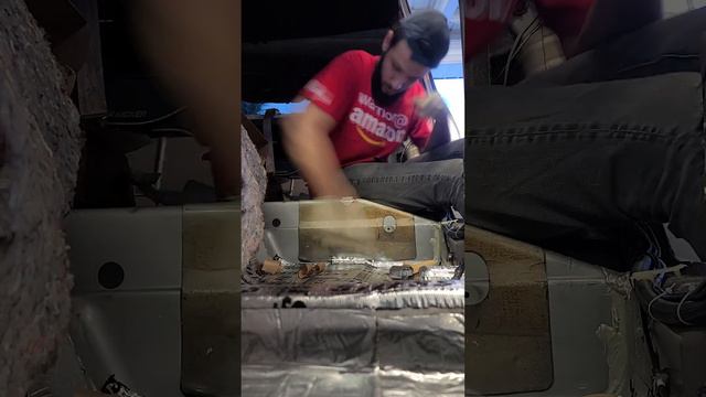 1999 Honda Accord Interior Swap Part 2: Sound Deadening the Floor & Roof, and Finishing up the Dash смотреть онлайн