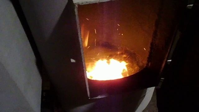 Котёл с автоматической угольной горелкой. смотреть онлайн