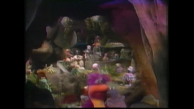 Opening to The Muppet Christmas Carol 1993 Demo VHS (Canadian Copy) смотреть онлайн