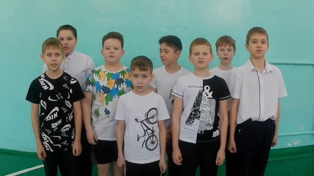 Поздравление с 8 Марта от мужчин и юношей школы смотреть онлайн
