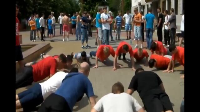 Акция "Рекорд Победы" 24473 отжимания смотреть онлайн