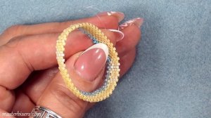 Оплетение кабошона бисером, мастер-класс. Колье "Голубая волна" Часть 1.