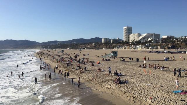 Santa Monica Beach (Los Angeles) смотреть онлайн