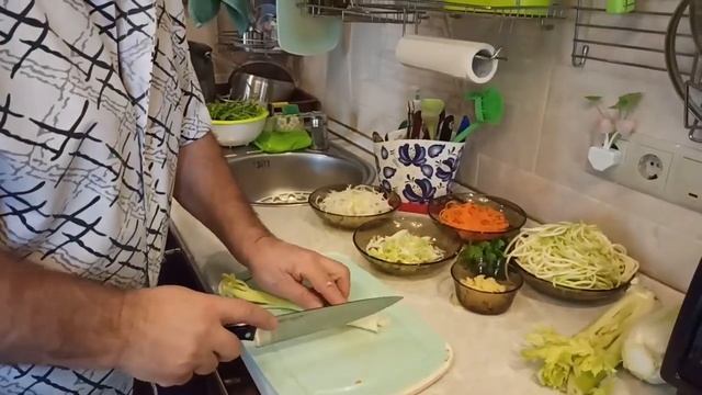 Спагетти аля"По-Тайски "с креветками! Готовим в воке! смотреть онлайн