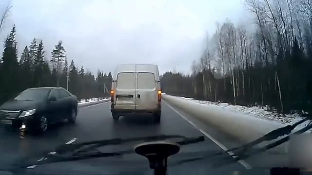 ВОТ ЭТО ДА!!! СТРАШНО??? Пиши комент если не испугался, а если не из пугливых тоже пиши, обсудим!!! смотреть онлайн