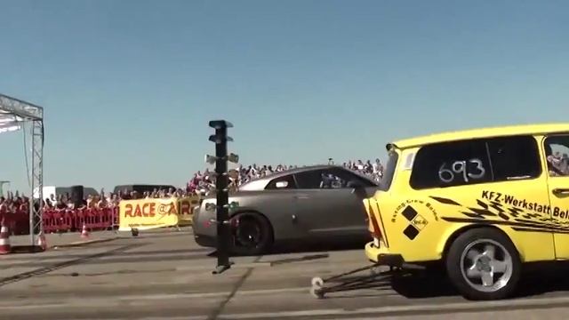 Trabant vs Nissan смотреть онлайн