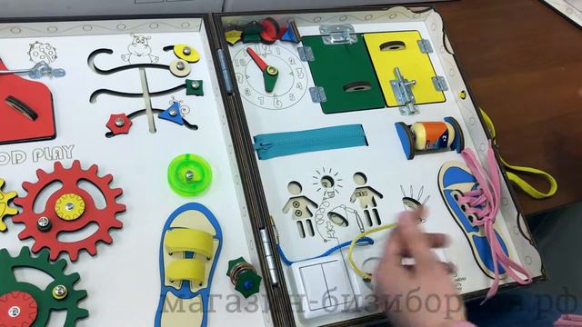 Бизи-кейс со светом: обзор бизиборда смотреть онлайн