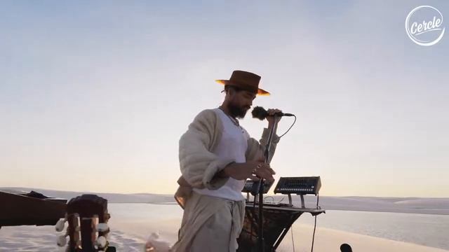 RY X live from Lençóis Maranhenses National Park, in Brazil for Cercle mix by Dopeladin смотреть онлайн