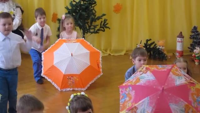 Танец с зонтиками смотреть онлайн