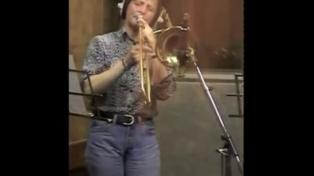 Pocketsize 'Tell Me Who'- Trombone solo by Annie Whitehead. смотреть онлайн