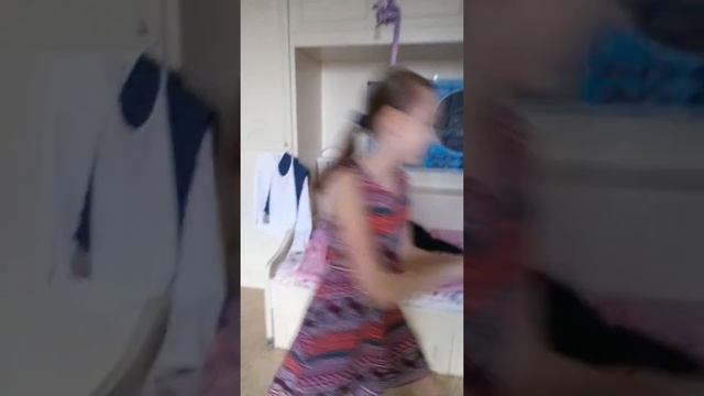 Челендж”Школьница,Готка и одежда на дискотеку”！ смотреть онлайн