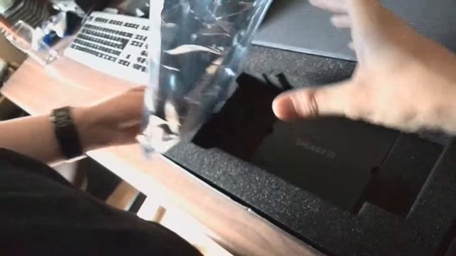 Unboxing Gigabyte Radeon R9 270x Windforce OC Edition смотреть онлайн