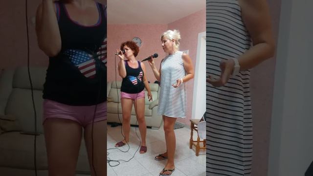 Девки гуляют смотреть онлайн