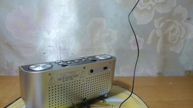 Радиочасы Vitek. смотреть онлайн