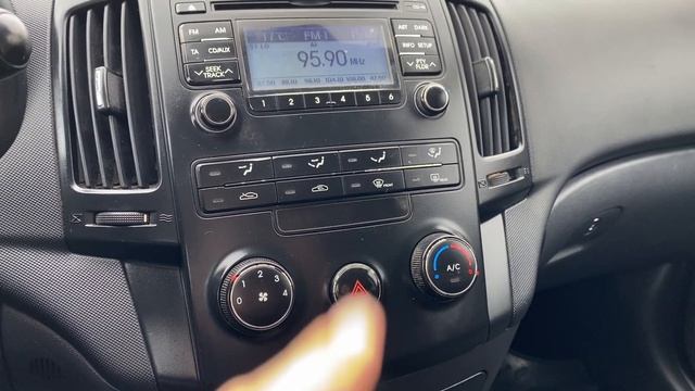 Hyundai I30 2012 год, Надежный Кореец! Хорошая комплектация! смотреть онлайн