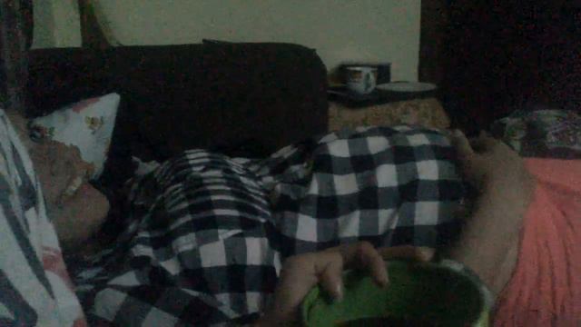 живіт смотреть онлайн