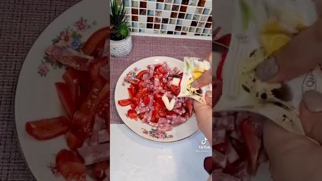 ВОСТОЧНЫЙ САЛАТ смотреть онлайн