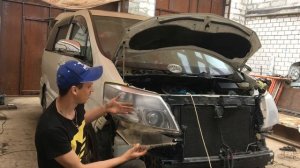 Как убрать трещины на фарах. Восстановление фар Toyota Alphard. Тойота альфард из Армении.