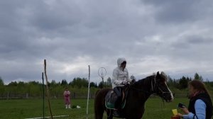 Катание на лошадях. Конные игры. Майские праздники в деревне.