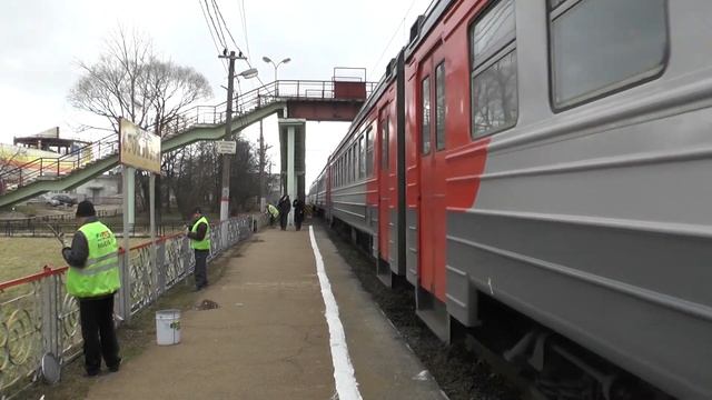 Электропоезд ЭД4М-0038 станция Столбовая смотреть онлайн