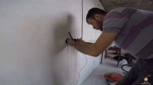 Заделка штроб штукатуркой + финишная полимерная шпатлёвка / Переношу проём на кухню